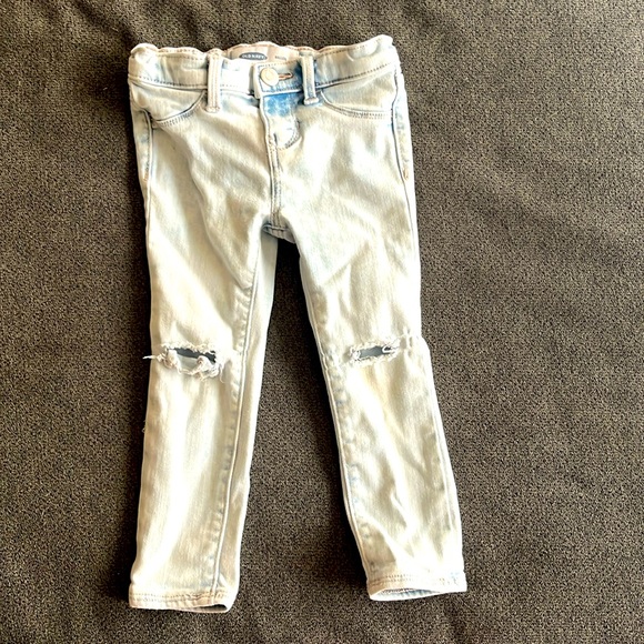Old Navy Jeans - Picture 1 of 3